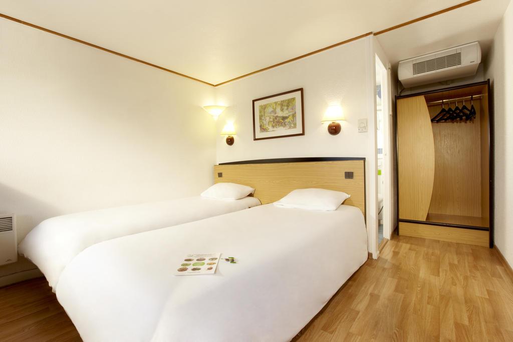 Campanile Epernay - Dizy 51530 Hotel Buitenkant foto