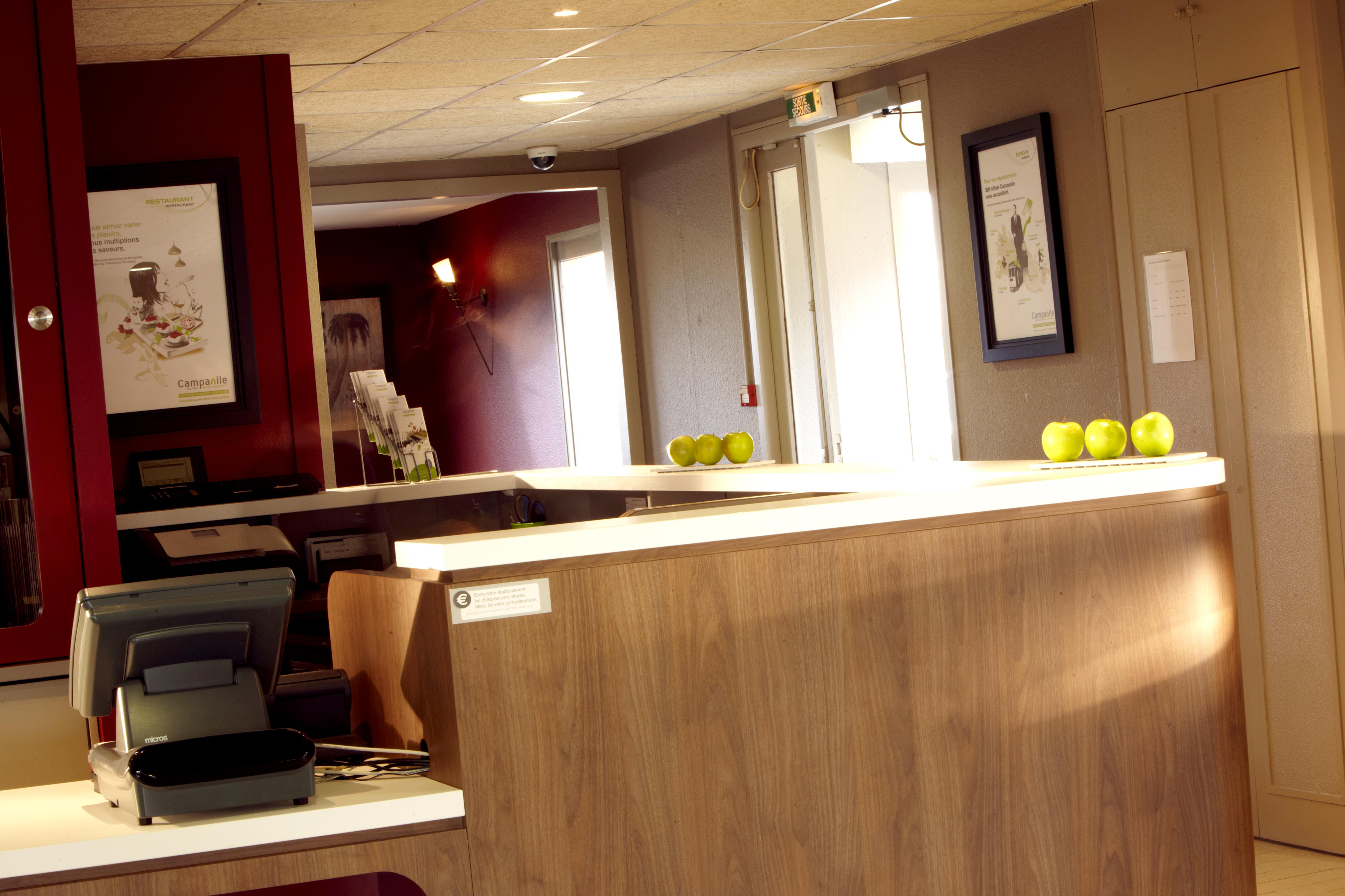 Campanile Epernay - Dizy 51530 Hotel Interieur foto